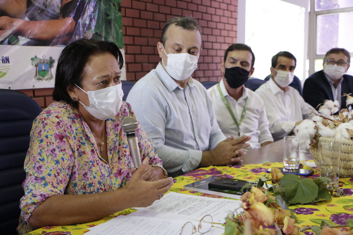 Seminario-Estadual-de-Algodao-Ecologico_Elisa-Elsie-6.jpg